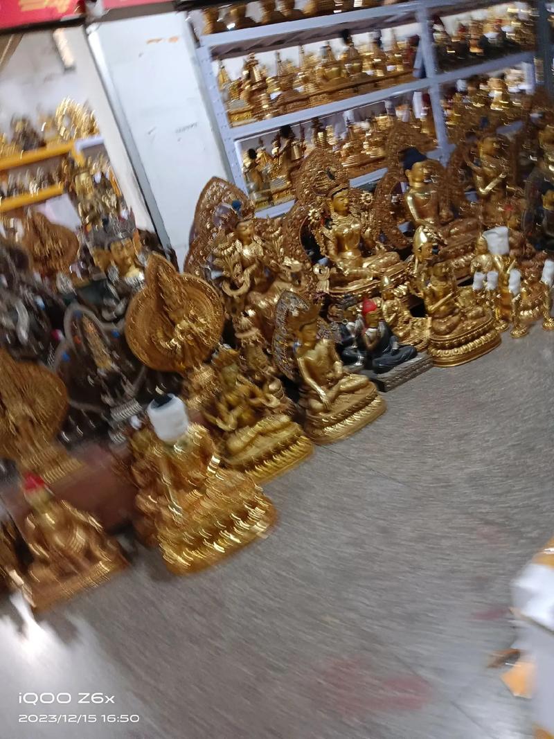 百花潭古玩市场短暂游 一场与往昔的邂逅
